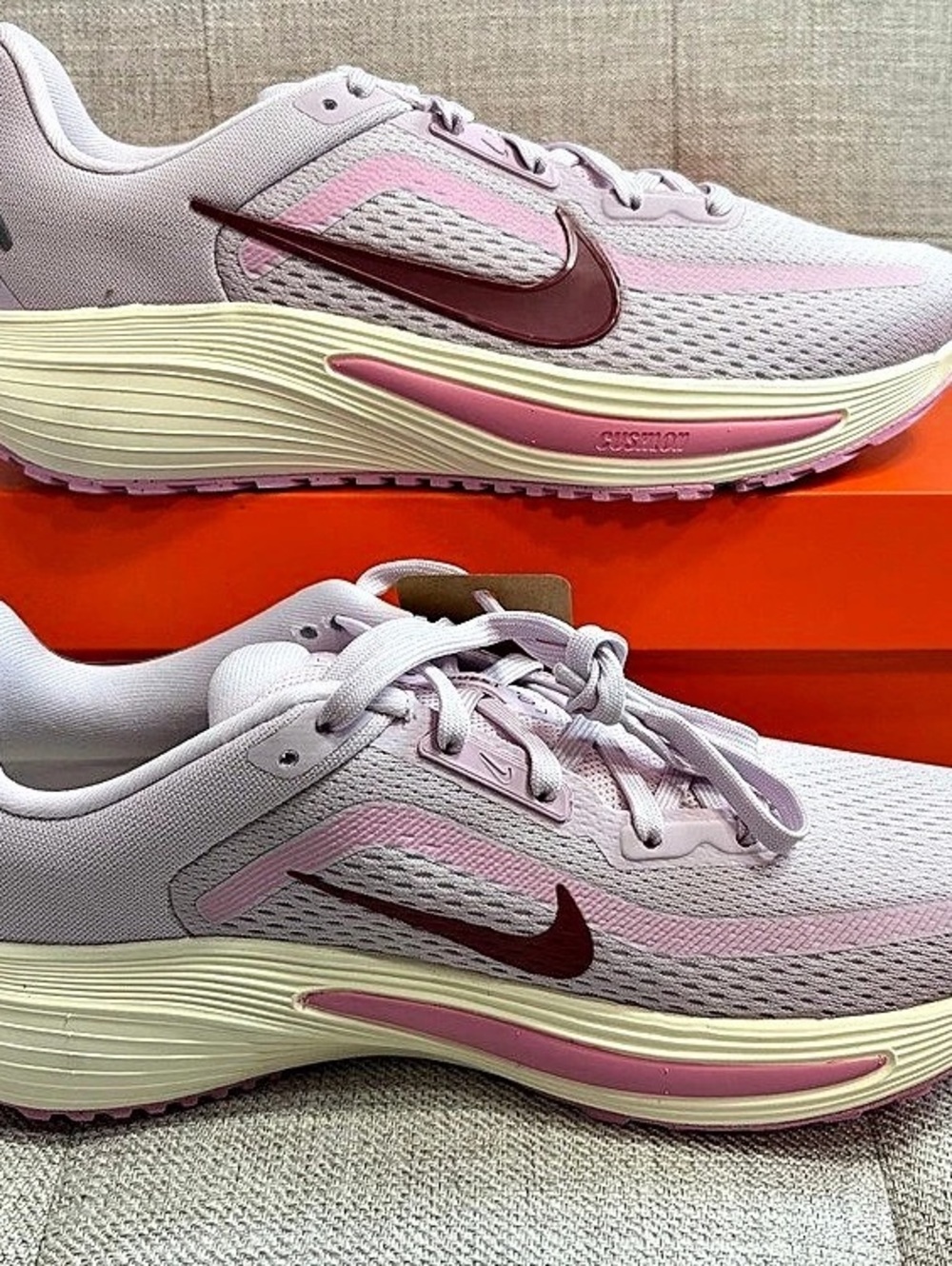 Nike Quest 7 Womens 9.5 Bleached Lilac Pink Smoke Running Shoes NWT New In Box